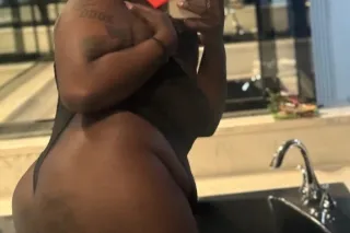 Looking For The Freak Of Your Filthiest Fantasies👅 - Image 1