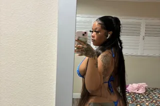 Thick Curvy Blasian NEW IN TOWN Limited time Throat goat 💦 - Image 1
