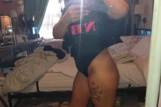 Cum play Miss Sweet & u will B in 4 a treat - Image 3