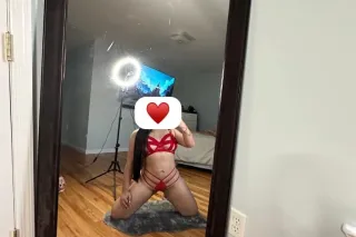 😍😋Hello, my name is Rosa. 😚😚🤤I’m available now, daddy.😮‍💨🤤 - Image 1